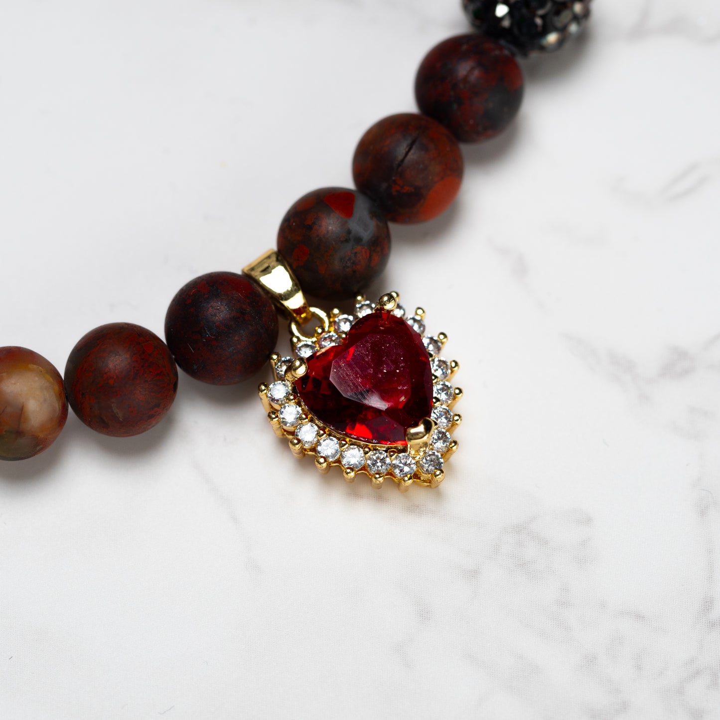 THRONE NECKLACE