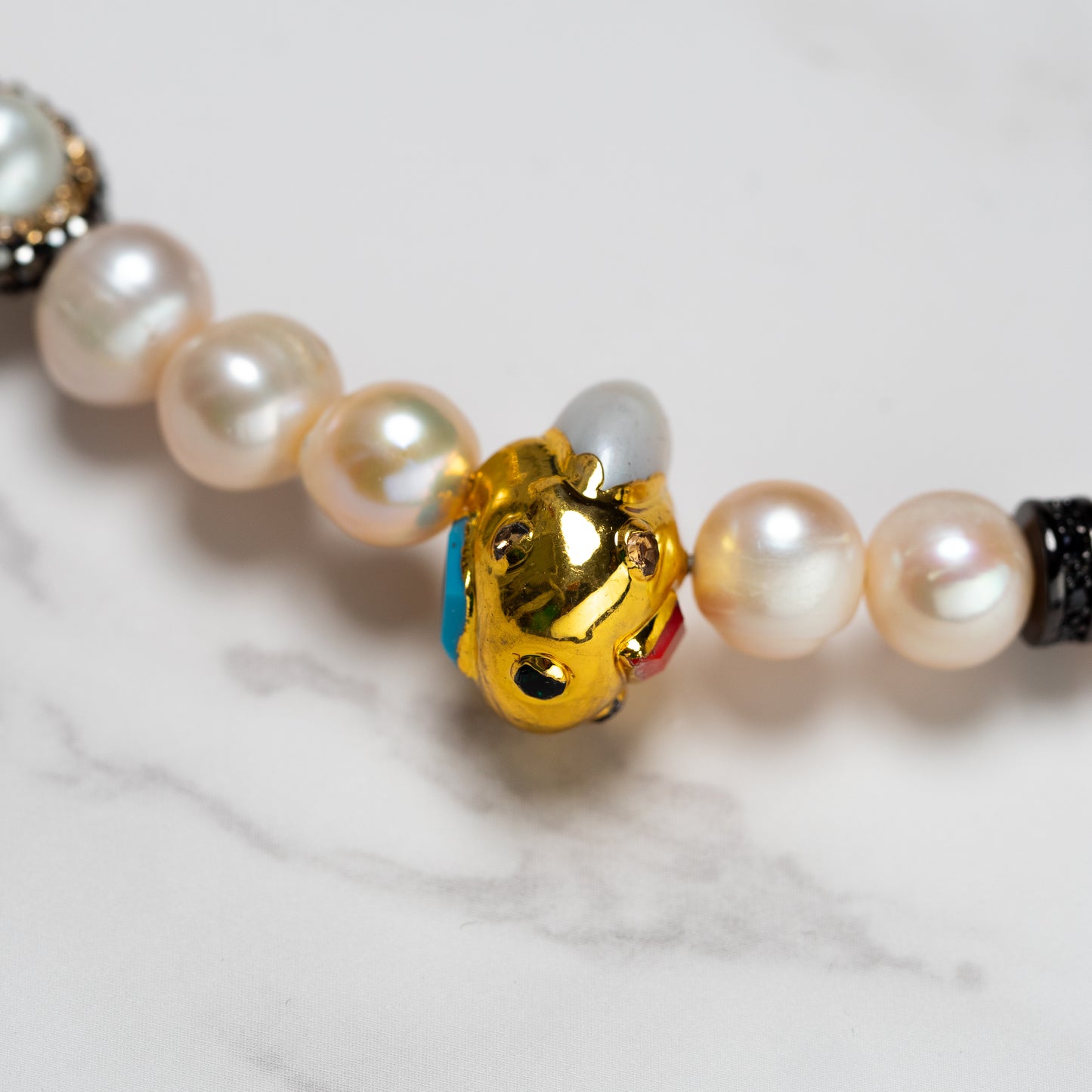 REGAL PEARL NECKLACE