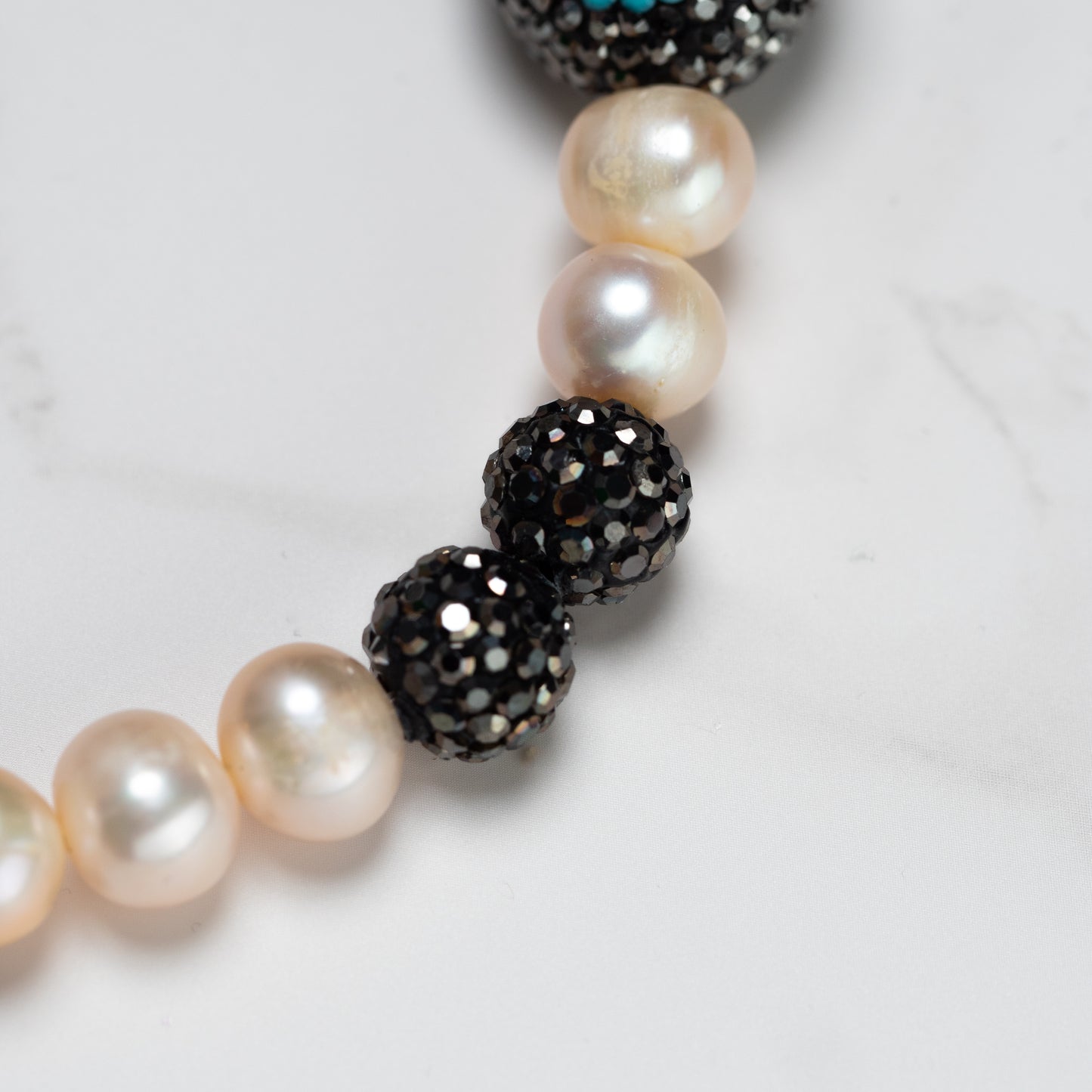 REGAL PEARL NECKLACE