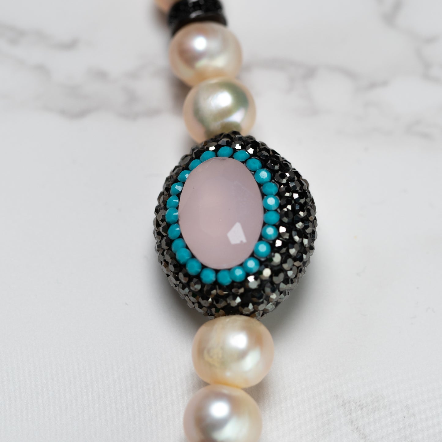 REGAL PEARL NECKLACE