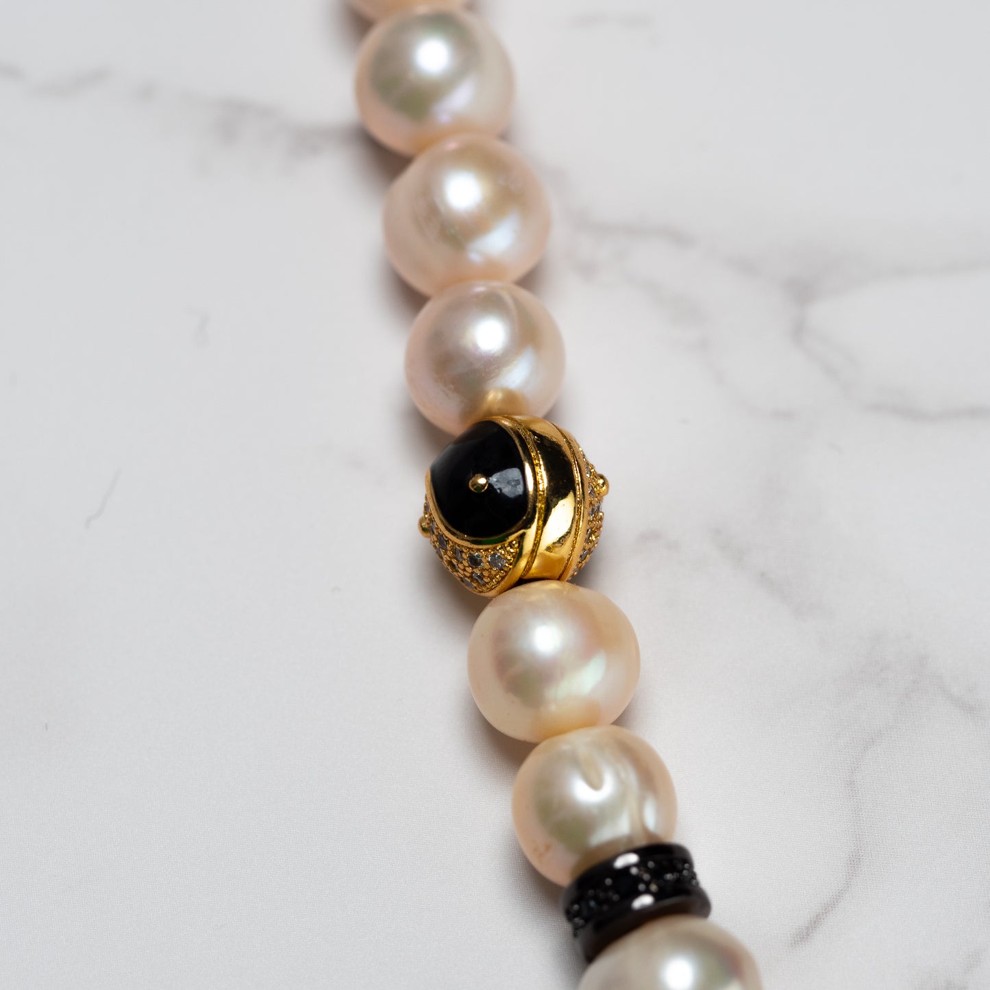 REGAL PEARL NECKLACE